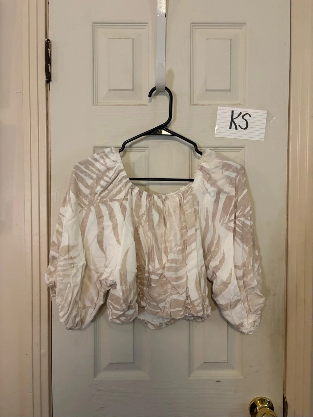 Z Supply Beige & White Palm-Print Crop Peasant Top